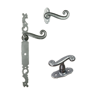 Tirador de puerta de placa de peltre forjado COQ Perilla de puerta gris